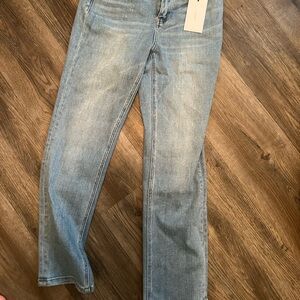 Vervet Slim Straight Jeans